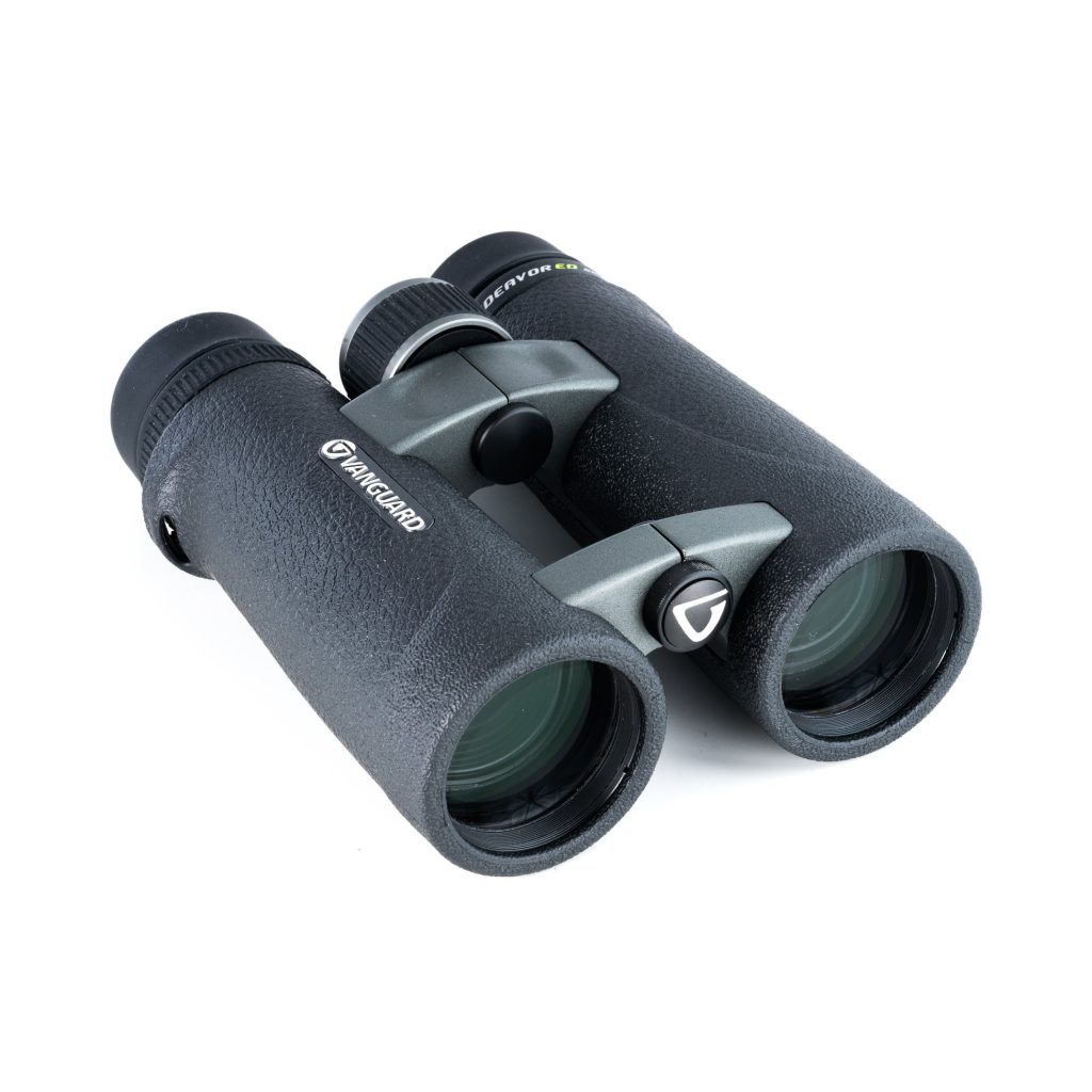 Vanguard Endeavor ED 8X42 Binoculars - Image 3