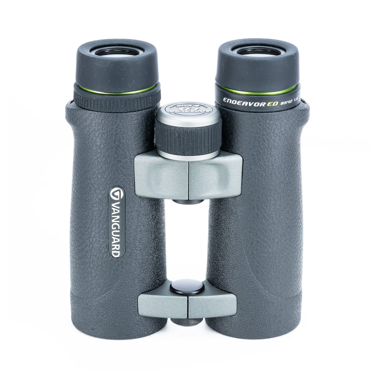 Vanguard Endeavor ED 8X42 Binoculars