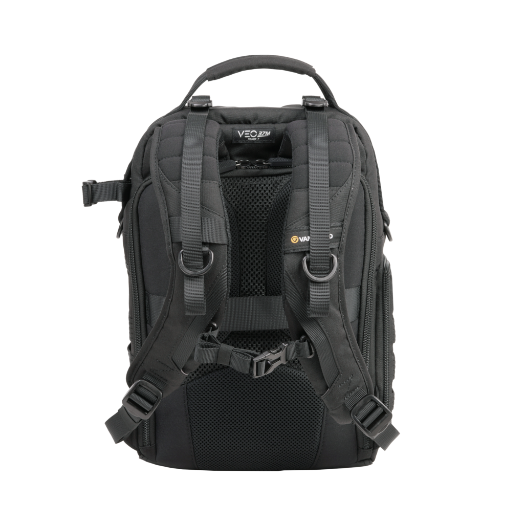 Vanguard VEO Range T37M Black Backpack - Image 2