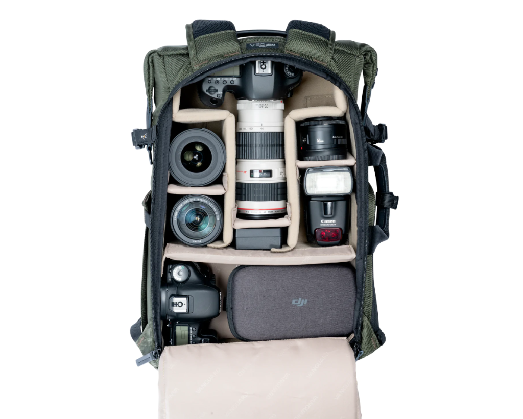 Vanguard SELECT 41 Green Backpack - Image 2