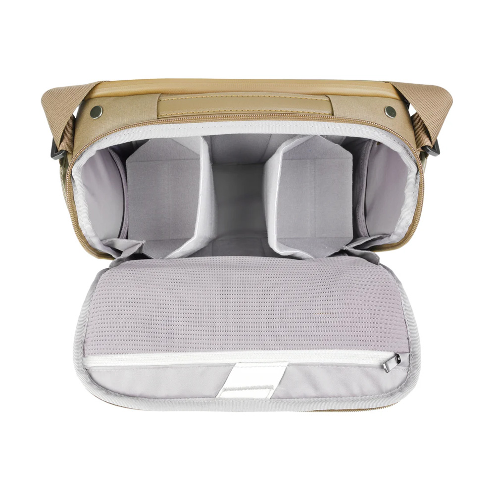 Vanguard VEO Metro S7L Beige Shoulder Bag - Inner compartment
