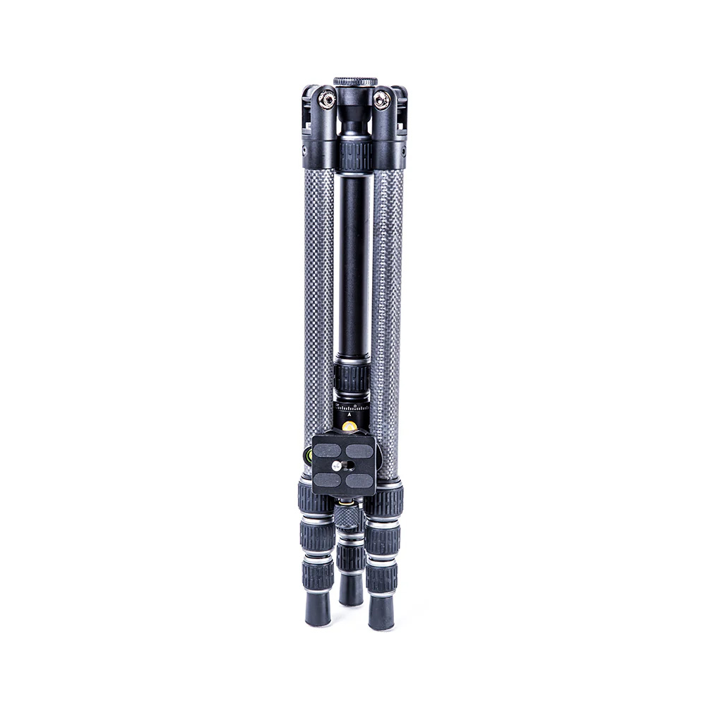 Vanguard VESTA TB 204CB Tripod - Closed