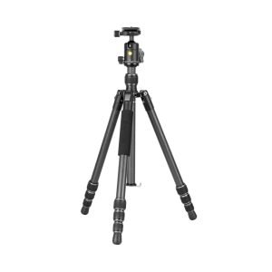 Vanguard VESTA GO 234CB carbon-fibre travel tripod